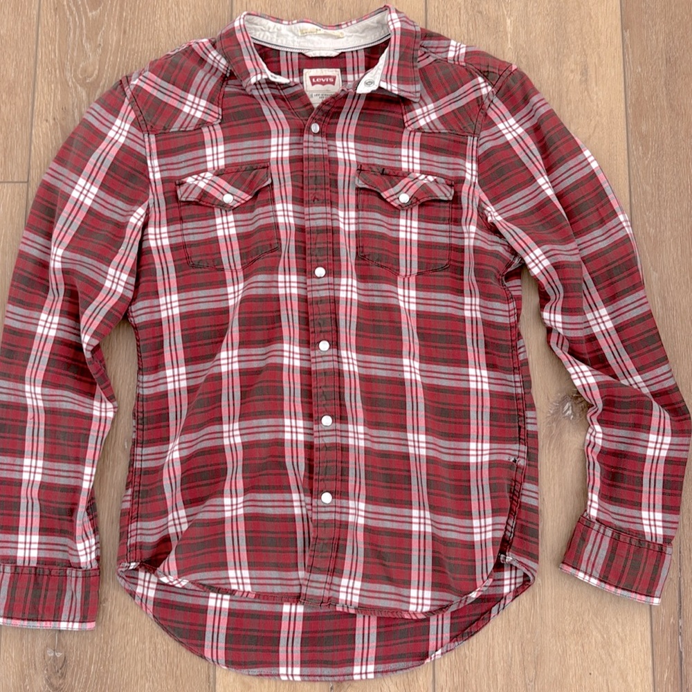 Levi Strauss and Company size medium flannel shirt. Slim fit